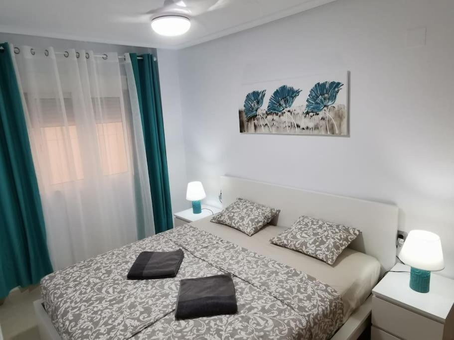 Apartamento Playa Cura Torrevieja Dış mekan fotoğraf